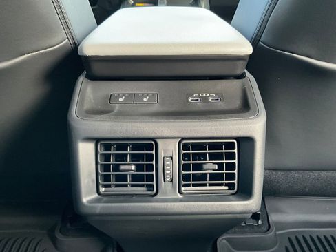 New 2026 Subaru Solterra image 15