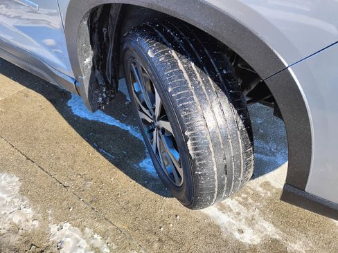 Used 2022 Subaru Forester Limited w/ Popular Package #2 image 27