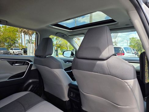 Used 2025 Toyota RAV4 XLE w/ Convenience Package image 12