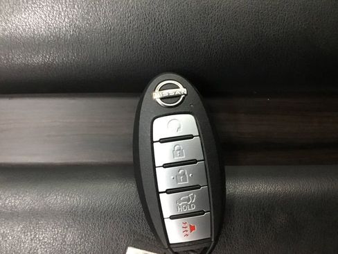 Used 2024 Nissan Murano Platinum image 10