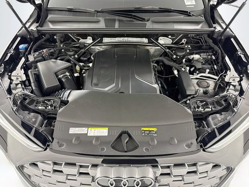 Certified 2025 Audi Q5 Premium w/ Premium Plus AWD/4WD image 29