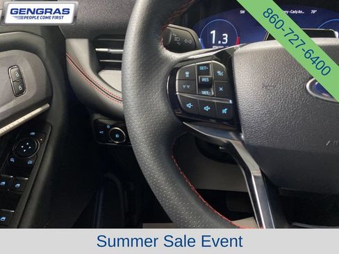 Used 2025 Ford Explorer ST-Line w/ ST-Line Street Pack AWD/4WD image 21