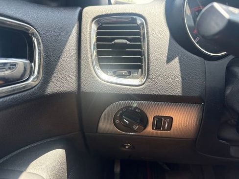 Used 2018 Dodge Durango R/T AWD/4WD image 26