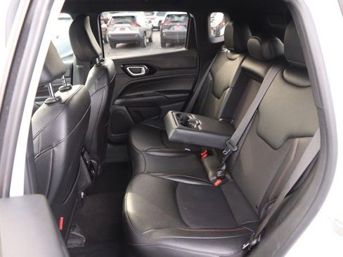 Used 2024 Jeep Compass Trailhawk AWD/4WD image 10