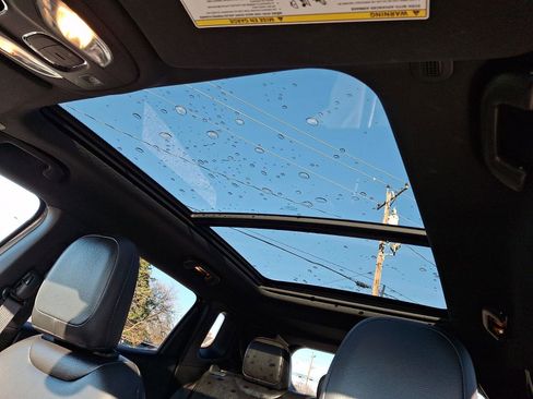 Used 2021 Jeep Compass Latitude w/ Sun and Sound Group image 15