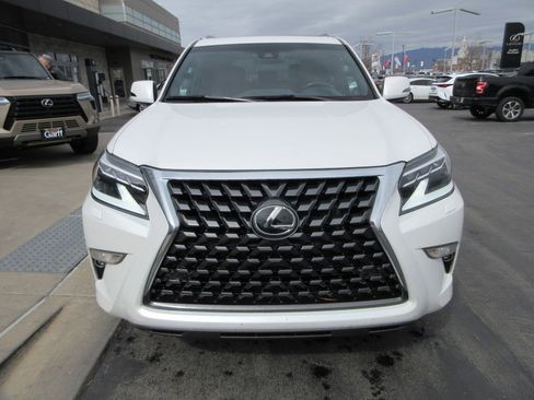Used 2021 Lexus GX 460 Premium w/ Premium Package image 14