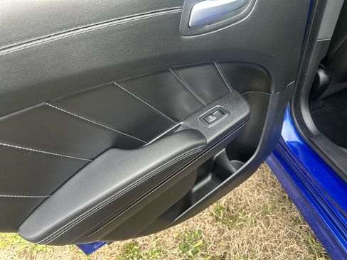 Used 2020 Dodge Charger R/T w/ Daytona Edition Group image 17