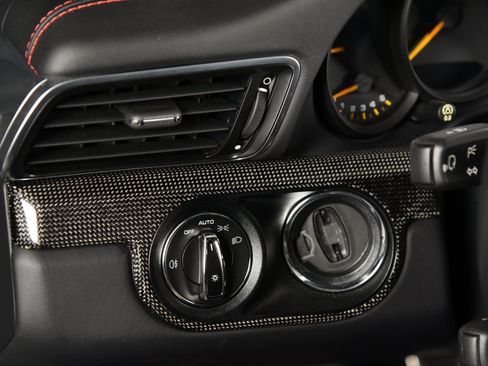 Used 2019 Porsche 911 GT3 RWD image 8