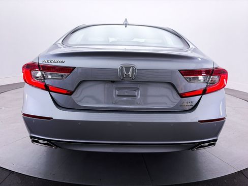 Used 2019 Honda Accord Touring image 14