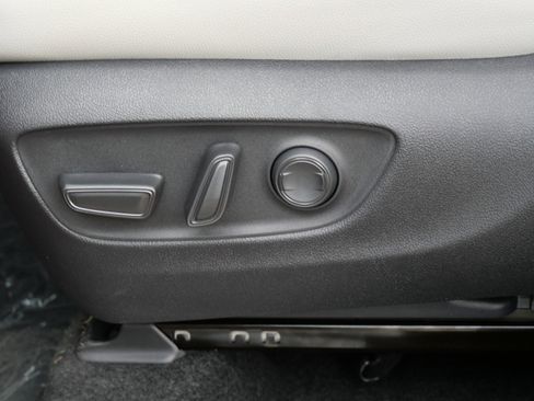 New 2026 Toyota Grand Highlander AWD Hybrid image 7