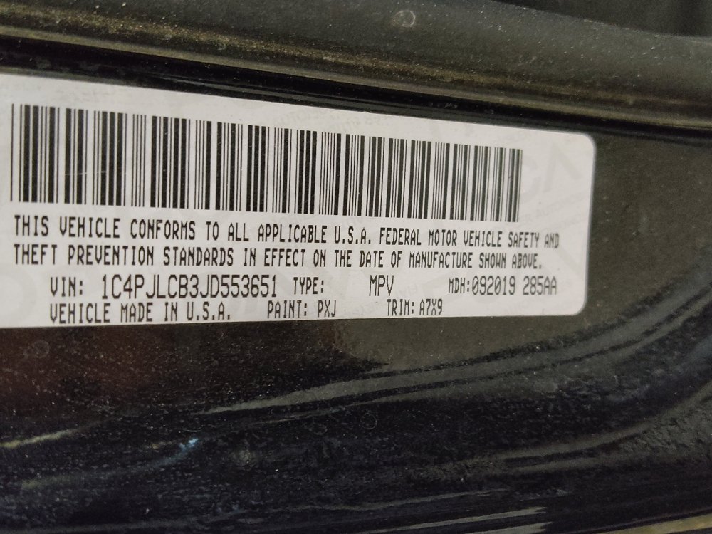 Used 2018 Jeep Cherokee Latitude w/ Altitude Package FWD image 33
