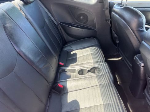 Used 2017 Hyundai Veloster Turbo image 15