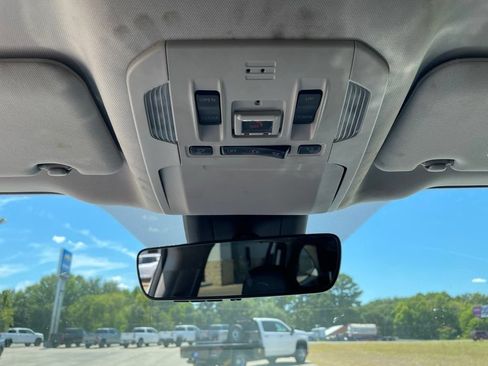 Used 2020 Toyota Highlander Limited FWD image 26