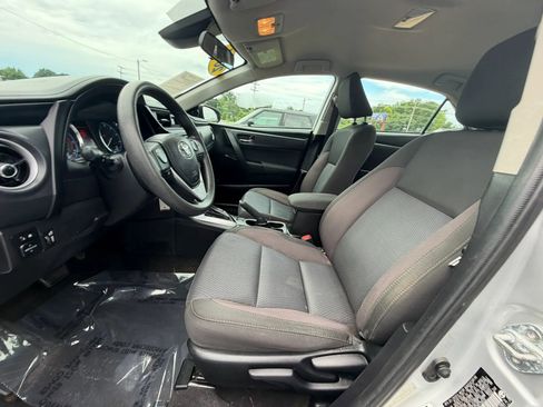 Used 2017 Toyota Corolla LE FWD image 10