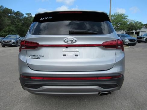Used 2023 Hyundai Santa Fe SE FWD image 6