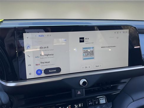 Certified 2025 Toyota Crown Limited image 19