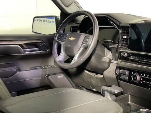 Used 2023 Chevrolet Silverado 1500 LTZ w/ LTZ Premium Package image 10