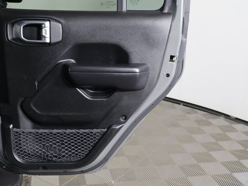 Used 2019 Jeep Wrangler Unlimited Sport S image 20