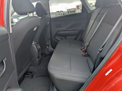 Certified 2025 Hyundai Kona SEL image 18