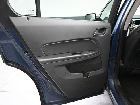 Used 2016 Chevrolet Equinox LT w/ Convenience Package image 23