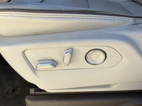 Used 2021 GMC Yukon Denali w/ Denali Ultimate Package image 23