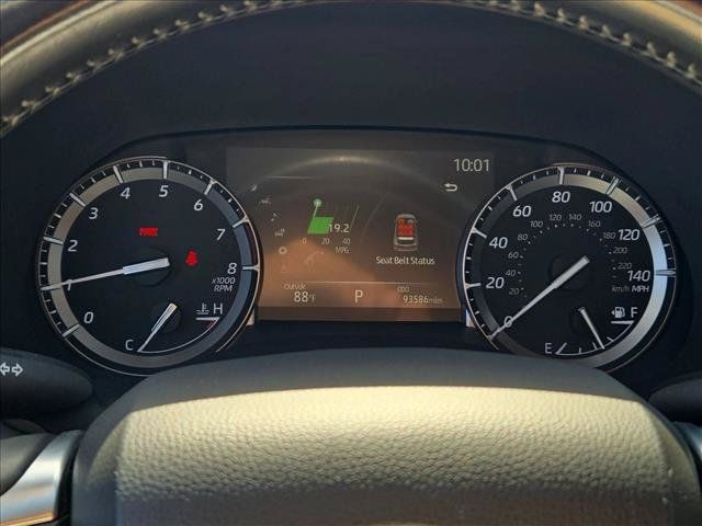 Used 2021 Toyota Highlander XLE FWD image 11