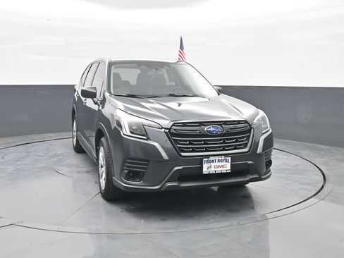 Used 2023 Subaru Forester AWD/4WD image 2
