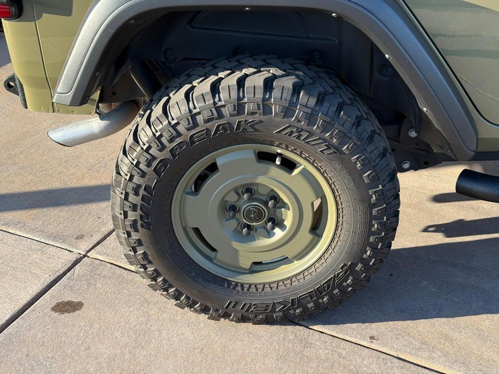 Used 2025 Jeep Wrangler Unlimited Sport AWD/4WD image 6