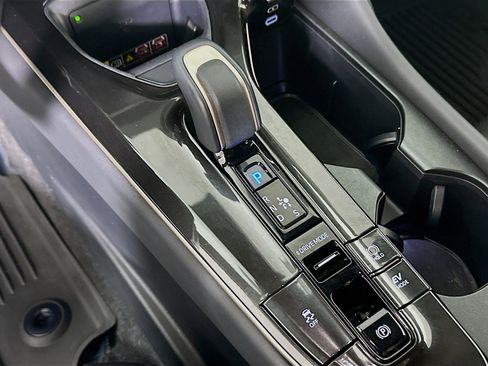 Used 2025 Toyota Crown Signia image 21