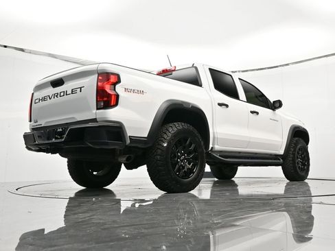 Certified 2024 Chevrolet Colorado Trail Boss w/ Advanced Trailering Package image 40