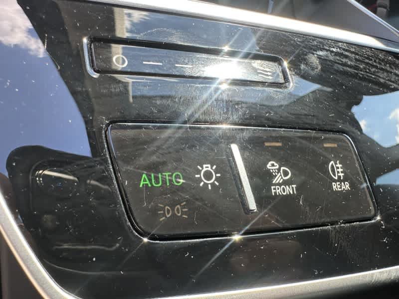 Used 2022 Audi A8 L 3.0T w/ Luxury Package AWD/4WD image 52