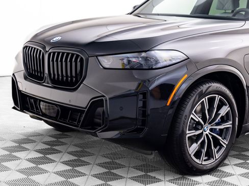 New 2026 BMW X5 xDrive50e w/ M Sport Package image 35