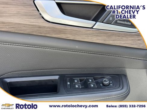 Used 2025 Volkswagen Atlas SEL Premium R-Line AWD/4WD image 22