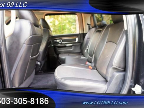 Used 2014 RAM 2500 Laramie w/ Black Appearance Group AWD/4WD image 14