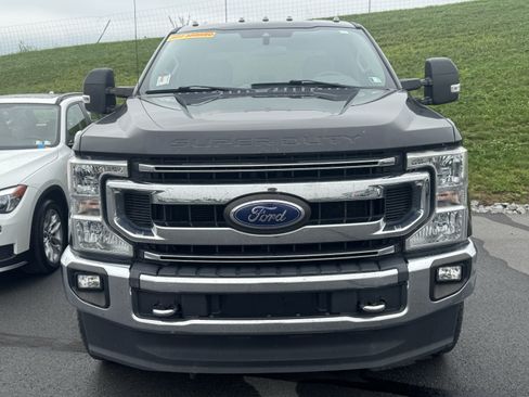 Used 2020 Ford F250 XLT w/ XLT Premium Package AWD/4WD image 2