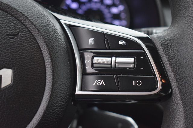 Certified 2024 Kia Forte LXS w/ LXS Technology Package FWD image 21