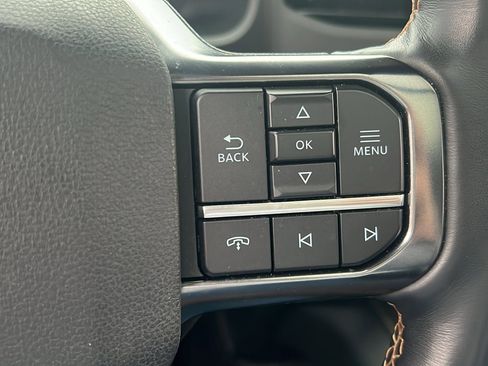 Used 2022 Ford Expedition Platinum image 19