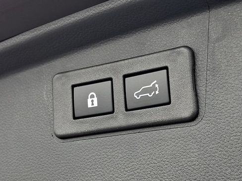 Used 2025 Subaru Outback Wilderness AWD/4WD image 29