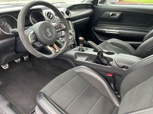 Used 2016 Ford Mustang Shelby GT350 w/ Technology Package image 15