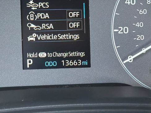 Certified 2025 Toyota Corolla LE image 30