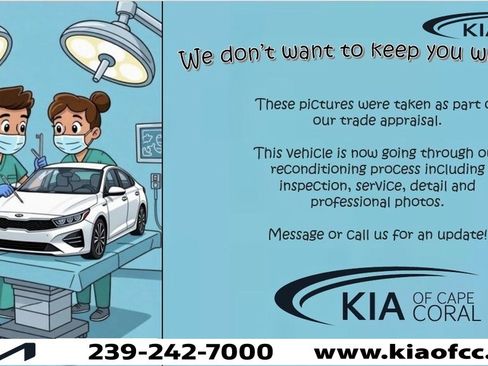 Used 2025 Land Rover Defender 110 X-Dynamic SE image 3