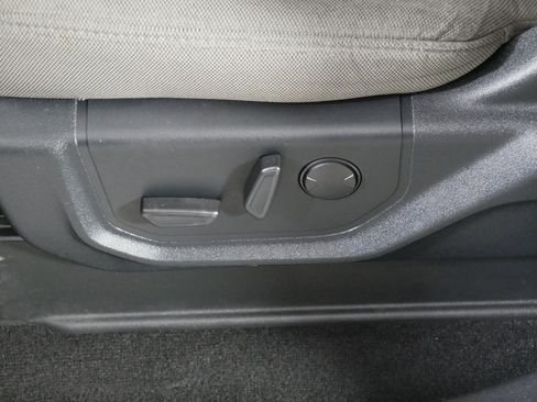 Used 2019 Ford F150 XLT w/ Equipment Group 302A Luxury AWD/4WD image 20