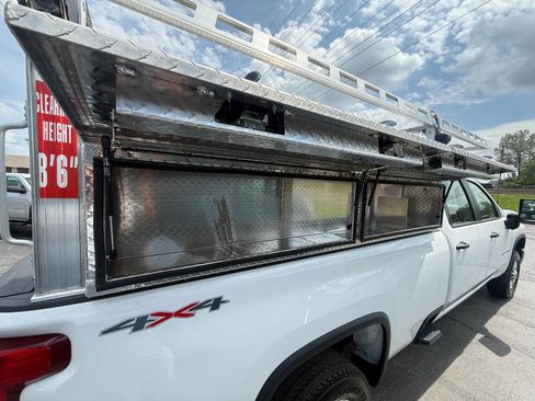 Used 2025 Chevrolet Silverado 2500 W/T w/ WT/CX Safety Package image 12