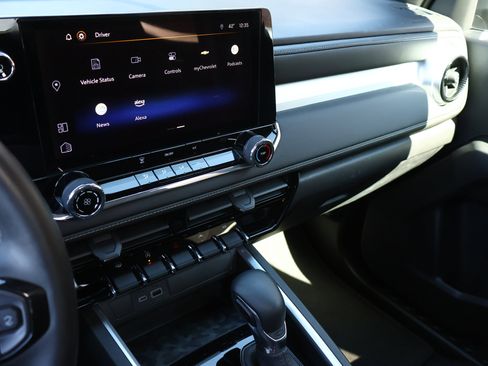 Used 2023 Chevrolet Colorado LT w/ Advanced Trailering Package image 16