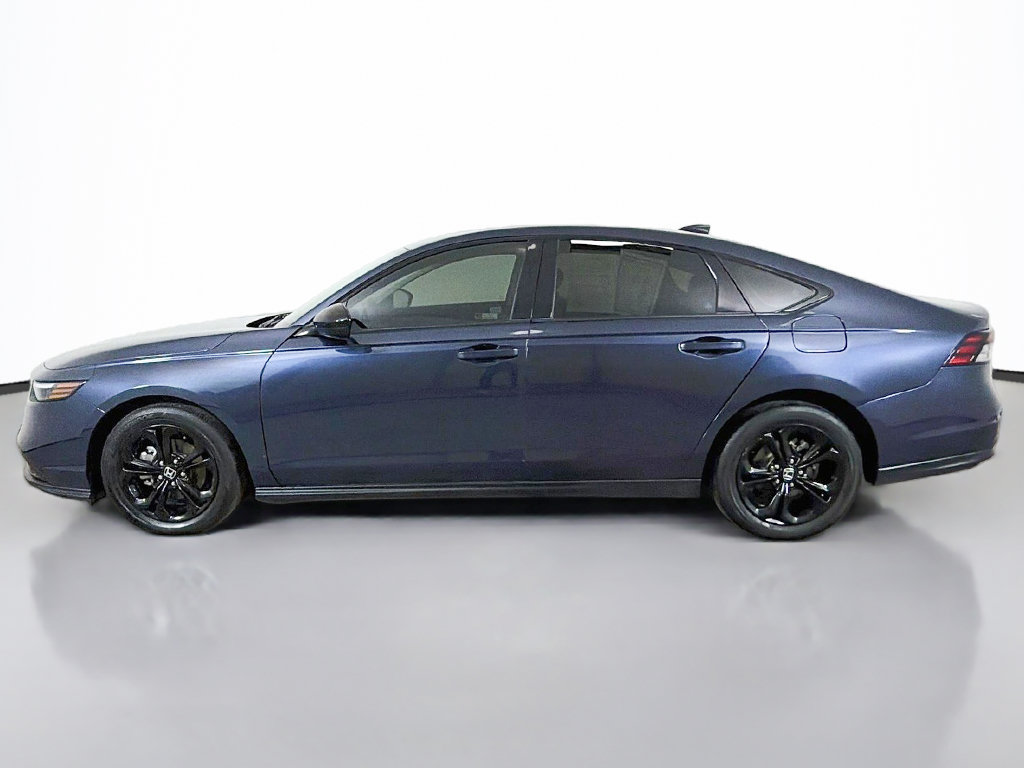 Used 2025 Honda Accord SE image 15