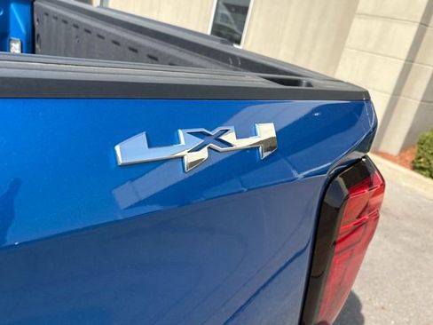 Used 2024 GMC Sierra 1500 Elevation image 21