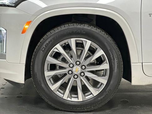 Used 2023 Chevrolet Traverse Premier w/ LPO, Floor Liner Package image 27