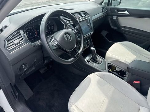 Used 2019 Volkswagen Tiguan SEL FWD image 23