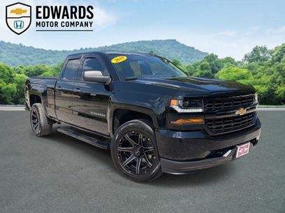 Used 2019 Chevrolet Silverado 1500 Custom w/ Custom Convenience Package