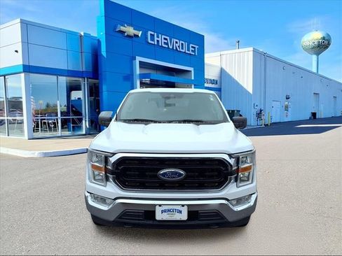 Used 2022 Ford F150 XLT w/ Trailer Tow Package image 10